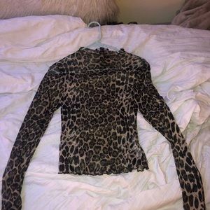 Women’s long sleeve crop top
